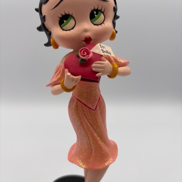 Vintage Danbury Mint Betty Boop Hugs and Kisses Collectible Retro Figurine - Picture 9 of 13